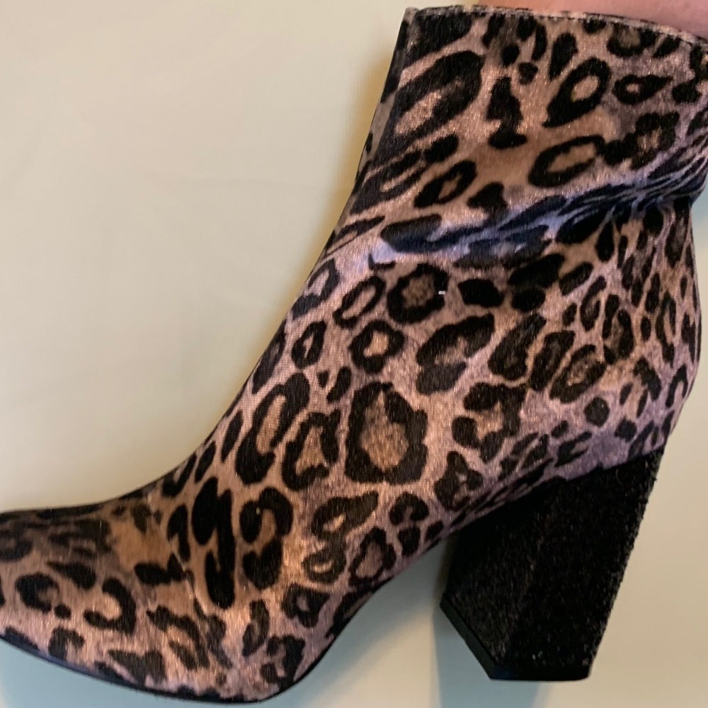 Leopard print heels/boots
